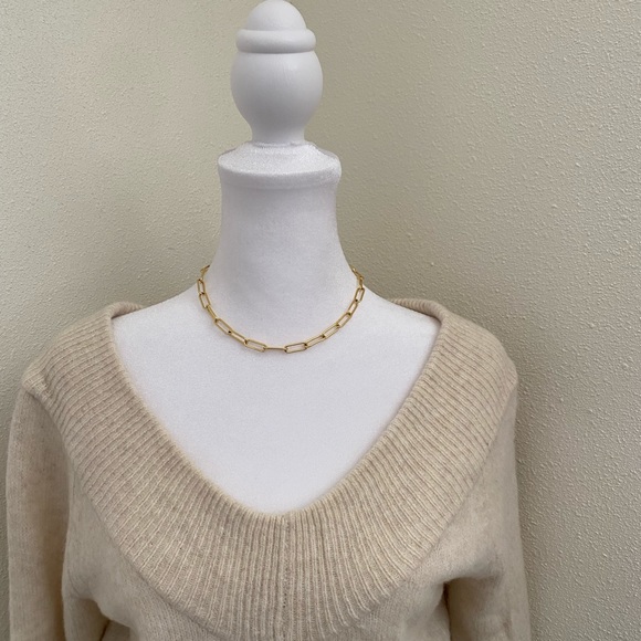 H&M Tan V-neck Sweater - Picture 5 of 13
